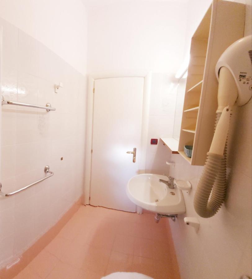 Hotel Trevi Lido di Jesolo Buitenkant foto